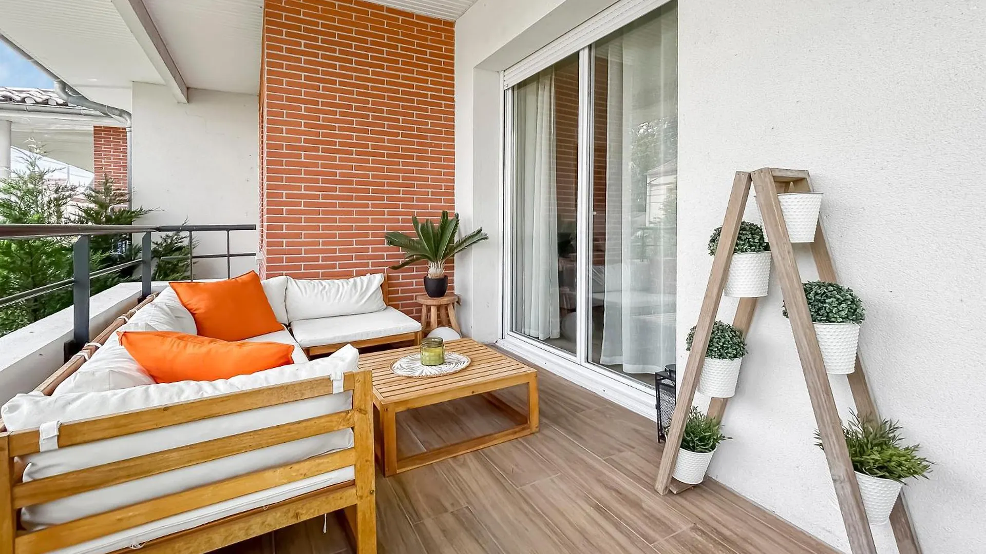 شقة T3 Cosy A Albi Avec Terrasse, Piscine & Parking
