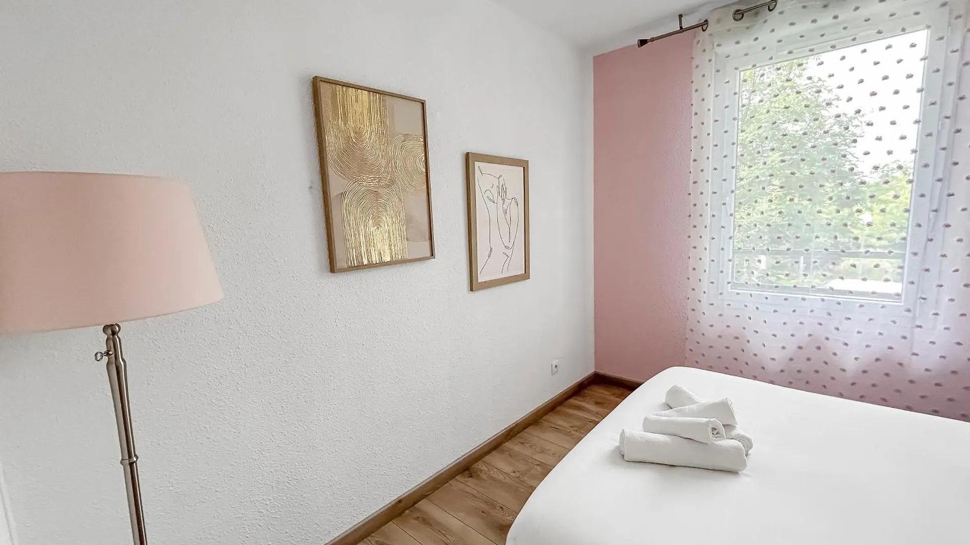 شقة T3 Cosy A Albi Avec Terrasse, Piscine & Parking